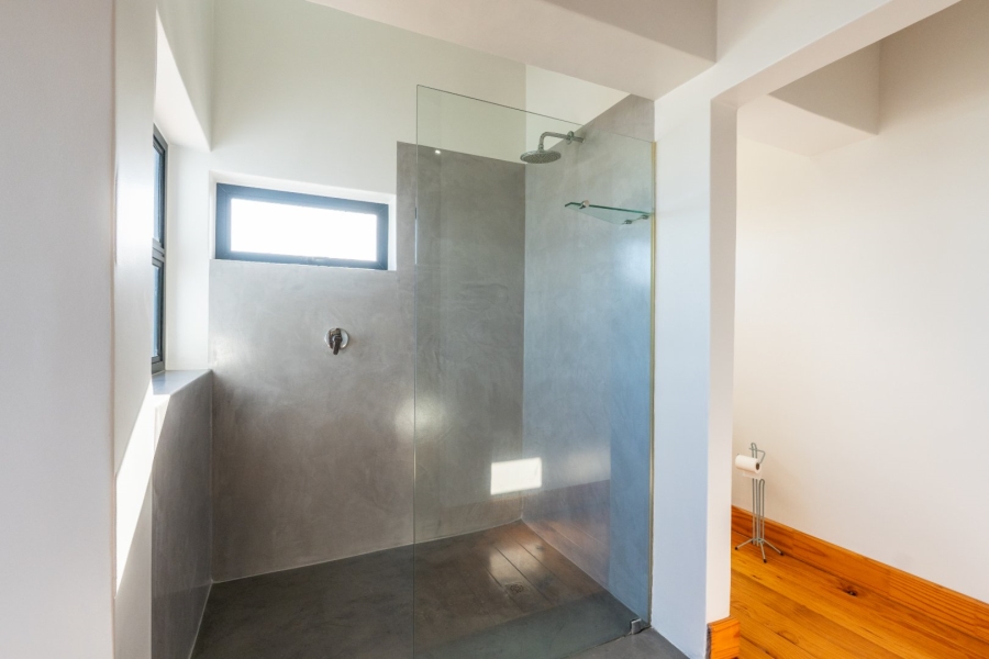 4 Bedroom Property for Sale in Kleinkrantz Western Cape